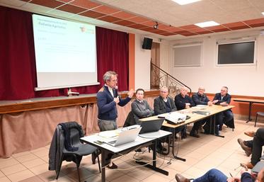 Le 13 décembre, à Thoré-la-Rochette. La SDA 41* organise une réunion de préparation du comice 2023 qui se tiendra dans cette commune en juin, en présence d'élus locaux et du sous-préfet du Vendômois. 
